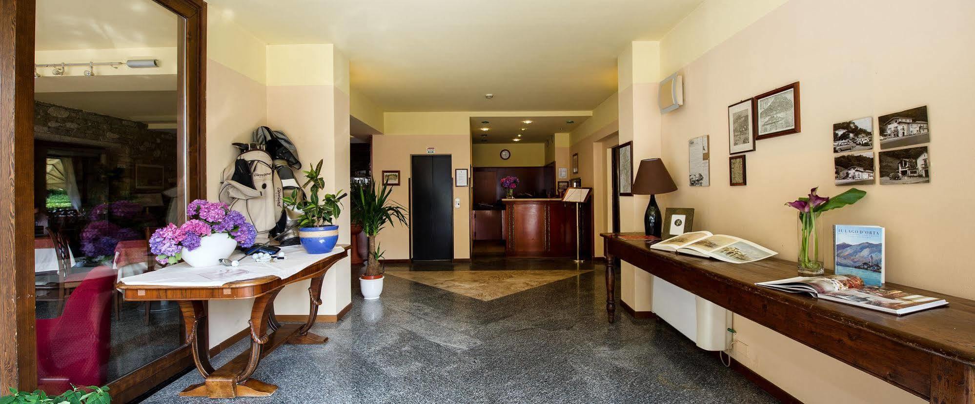 Hotel & Residence La Sibilla Cusiana 페텐나스코 외부 사진