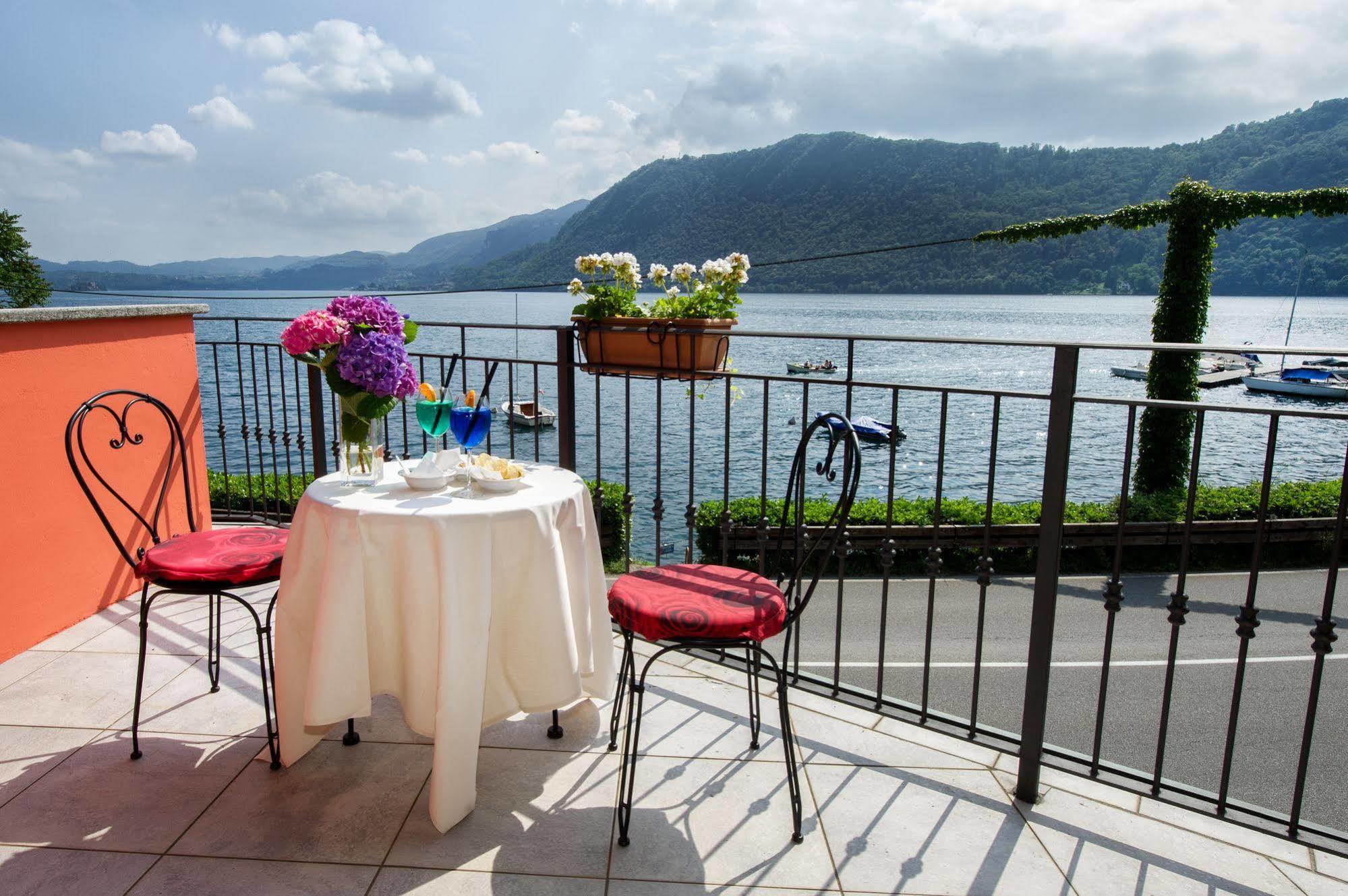 Hotel & Residence La Sibilla Cusiana 페텐나스코 외부 사진