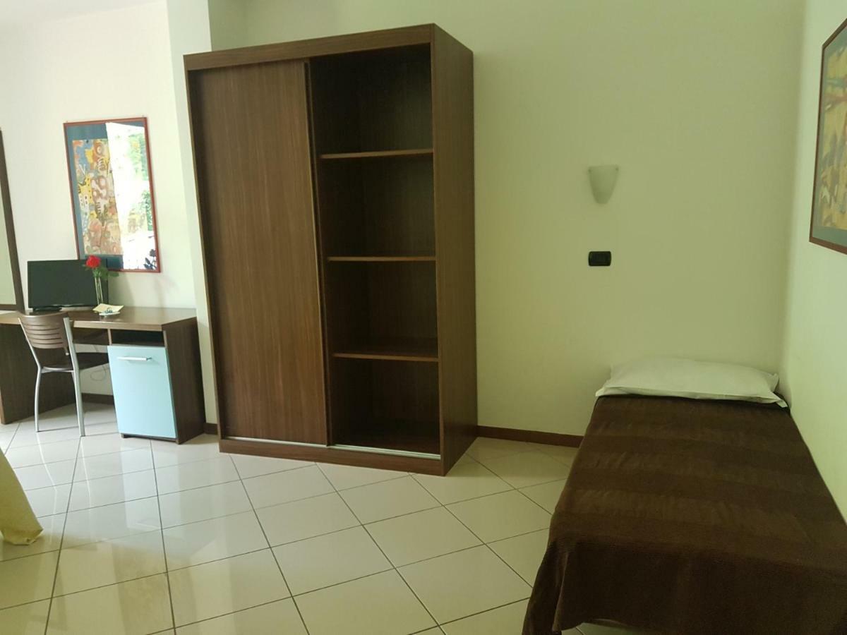 Hotel & Residence La Sibilla Cusiana 페텐나스코 외부 사진